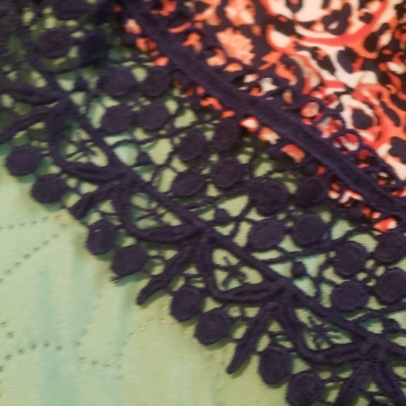 Top - Picture 3 of 4